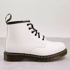 Dr Martens 101 6 Eye Ankle Boots Slip Resistant Mens Size 9